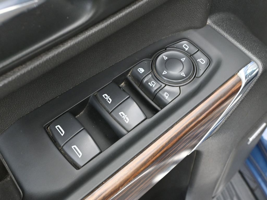 Used 2022 Chevrolet Silverado 2500 High Country w/ Z71 Off-Road Package image 23