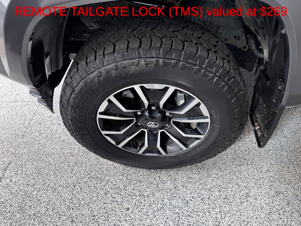 Used 2023 Toyota Tacoma TRD Sport w/ Advanced Technology Package image 10
