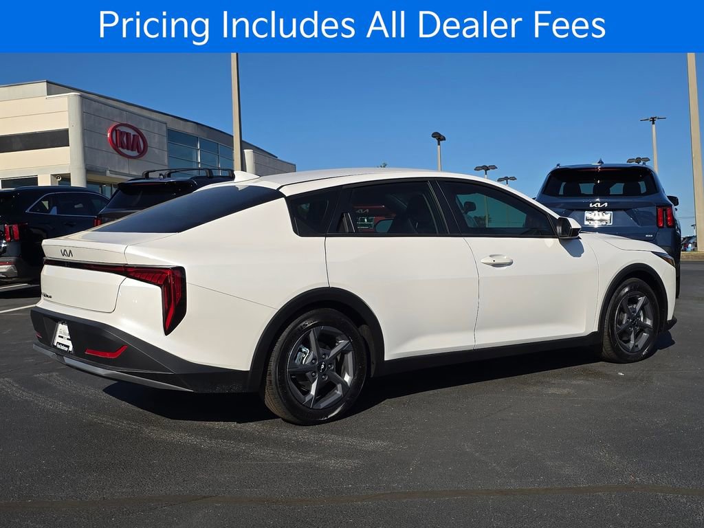 New 2026 Kia K4 FWD image 3