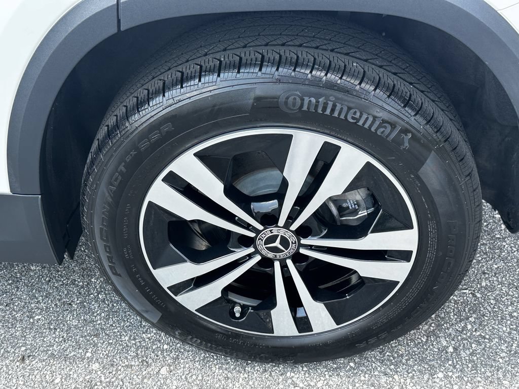 Certified 2026 Mercedes-Benz GLA 250 4MATIC w/ Exclusive Package image 23