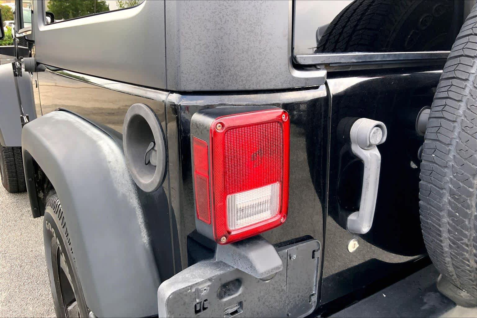Used 2013 Jeep Wrangler Sport AWD/4WD image 23