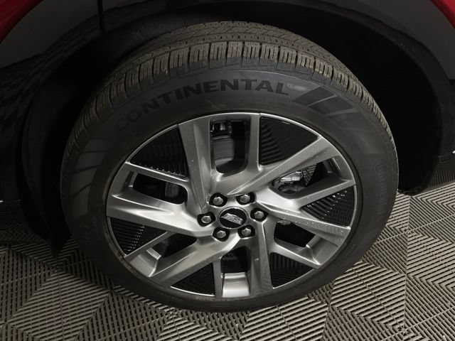 New 2026 Cadillac Optiq Luxury 1 w/ LPO, Floor Liner Package AWD/4WD image 37