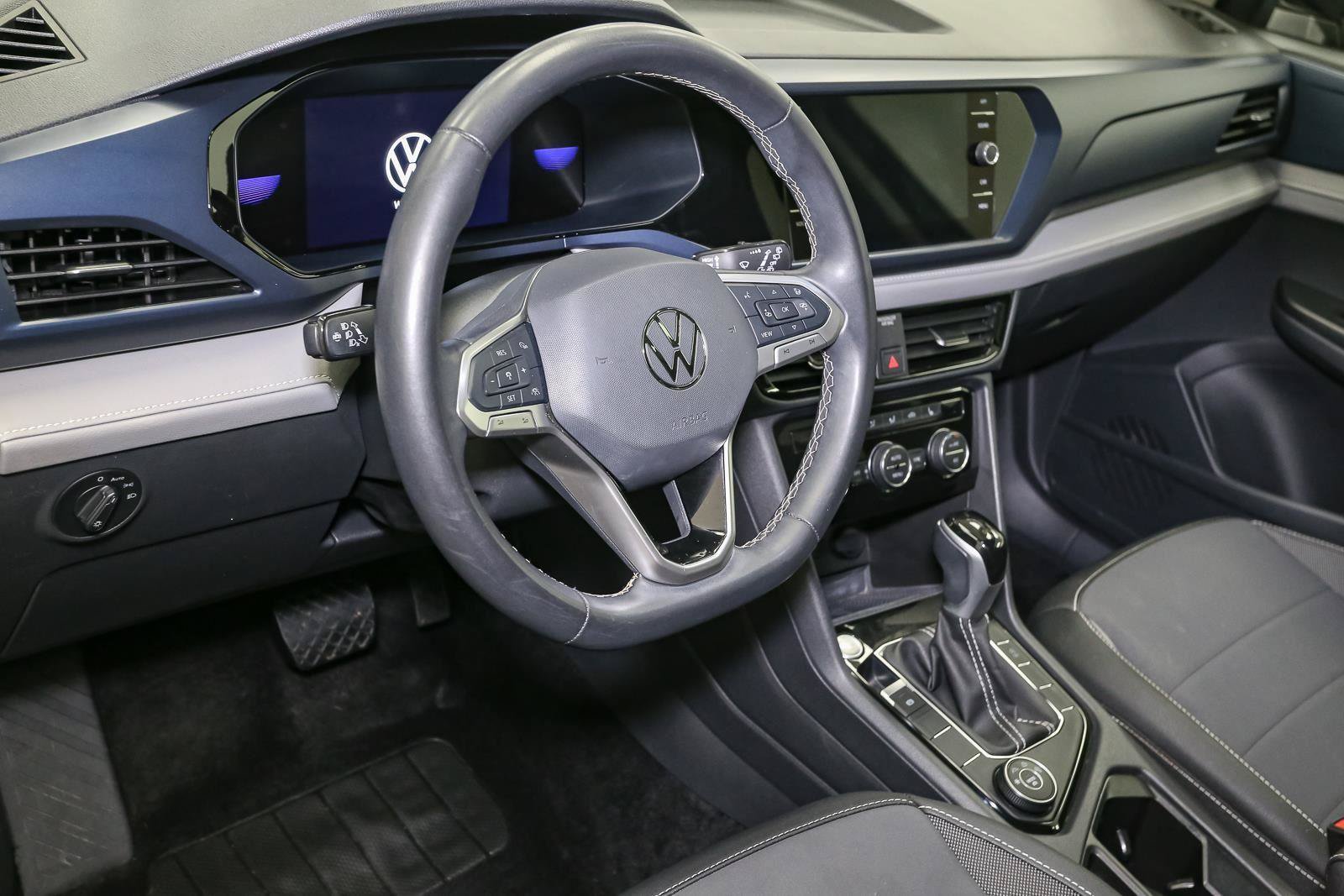Certified 2024 Volkswagen Taos SE AWD/4WD image 25