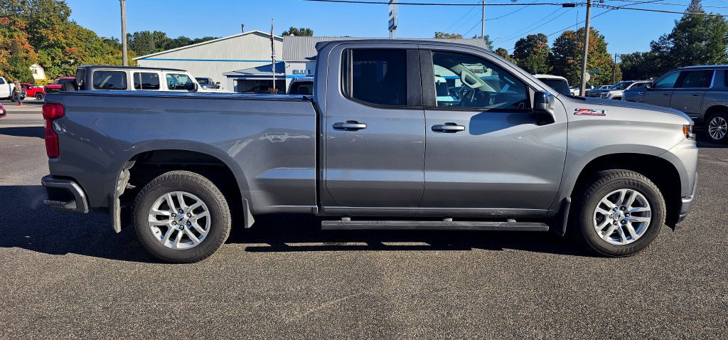 Used 2022 Chevrolet Silverado 1500 RST w/ Z71 Off-Road Package AWD/4WD image 9
