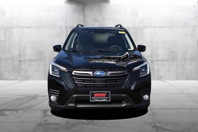 Used 2022 Subaru Forester Limited AWD/4WD image 4