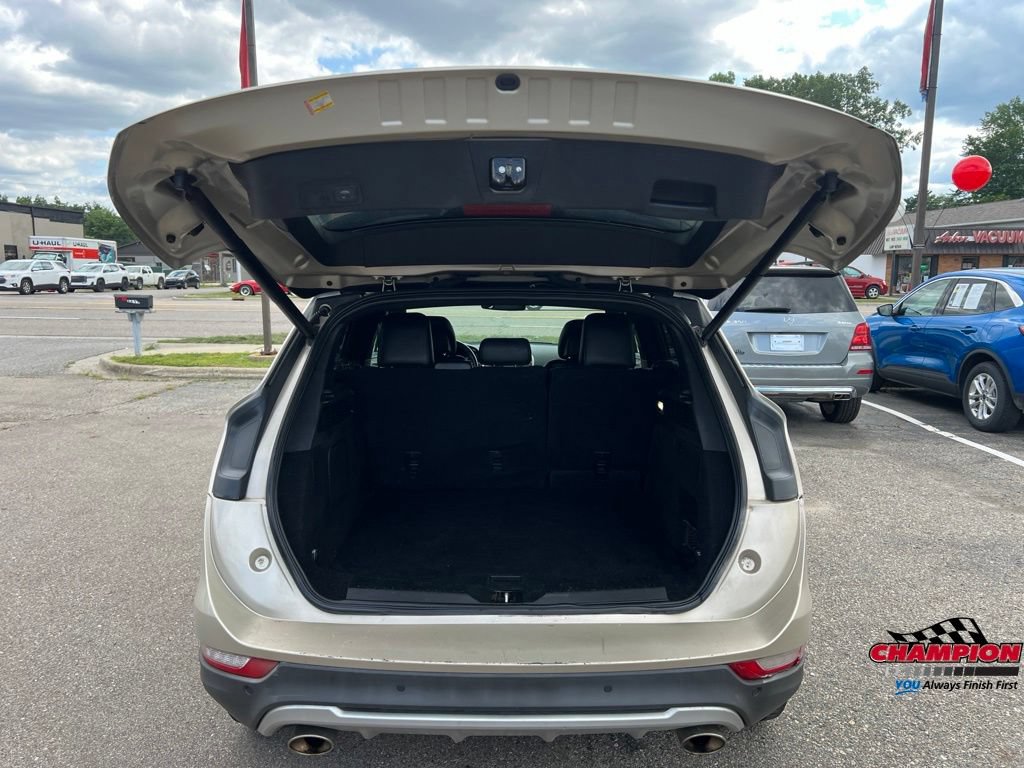 Used 2017 Lincoln MKC Premiere FWD image 19
