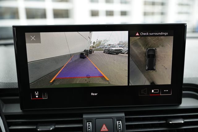 Used 2023 Audi Q5 e Premium Plus image 36