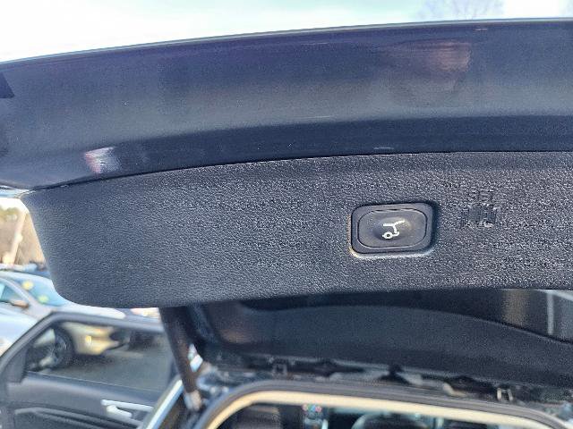 Certified 2022 Ford Edge Titanium w/ Equipment Group 301A image 14