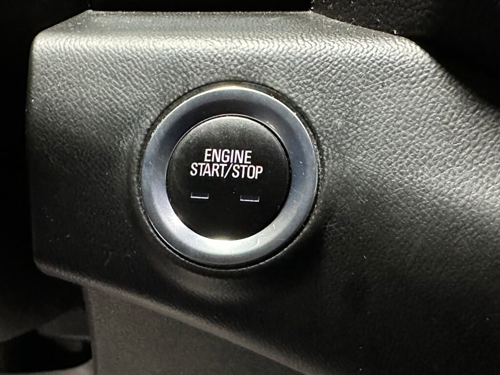 Used 2019 GMC Terrain SLE w/ Driver Convenience Package FWD image 17