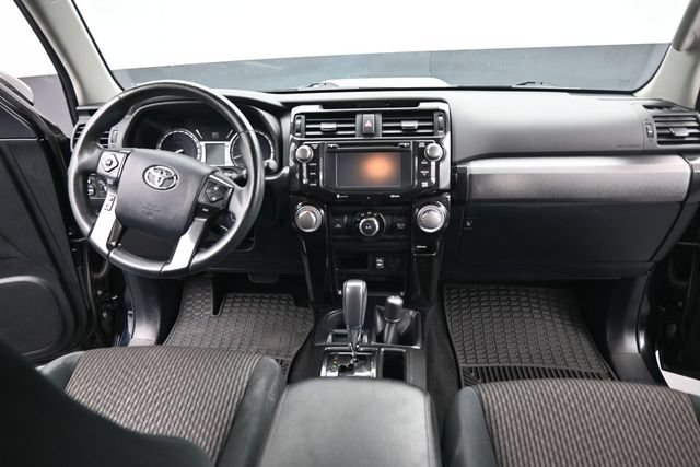 Used 2015 Toyota 4Runner Trail AWD/4WD image 24