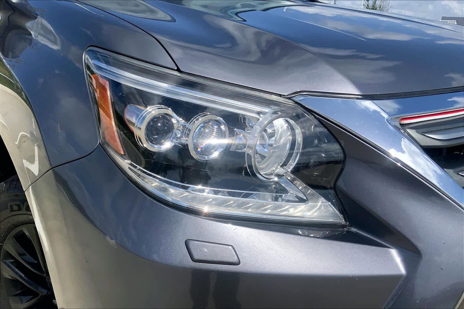 Used 2018 Lexus GX 460 Premium AWD/4WD image 27