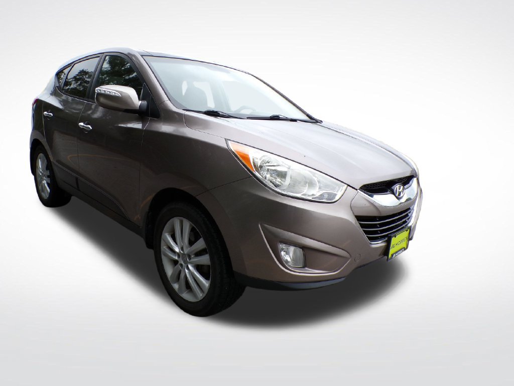 Used 2012 Hyundai Tucson Limited w/ Premium Pkg AWD/4WD image 9