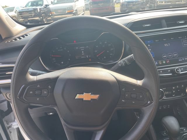 Used 2023 Chevrolet TrailBlazer LT w/ Convenience Package FWD image 27