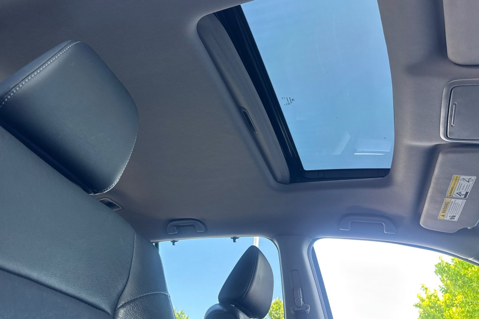 Certified 2022 Honda Pilot Special Edition image 15