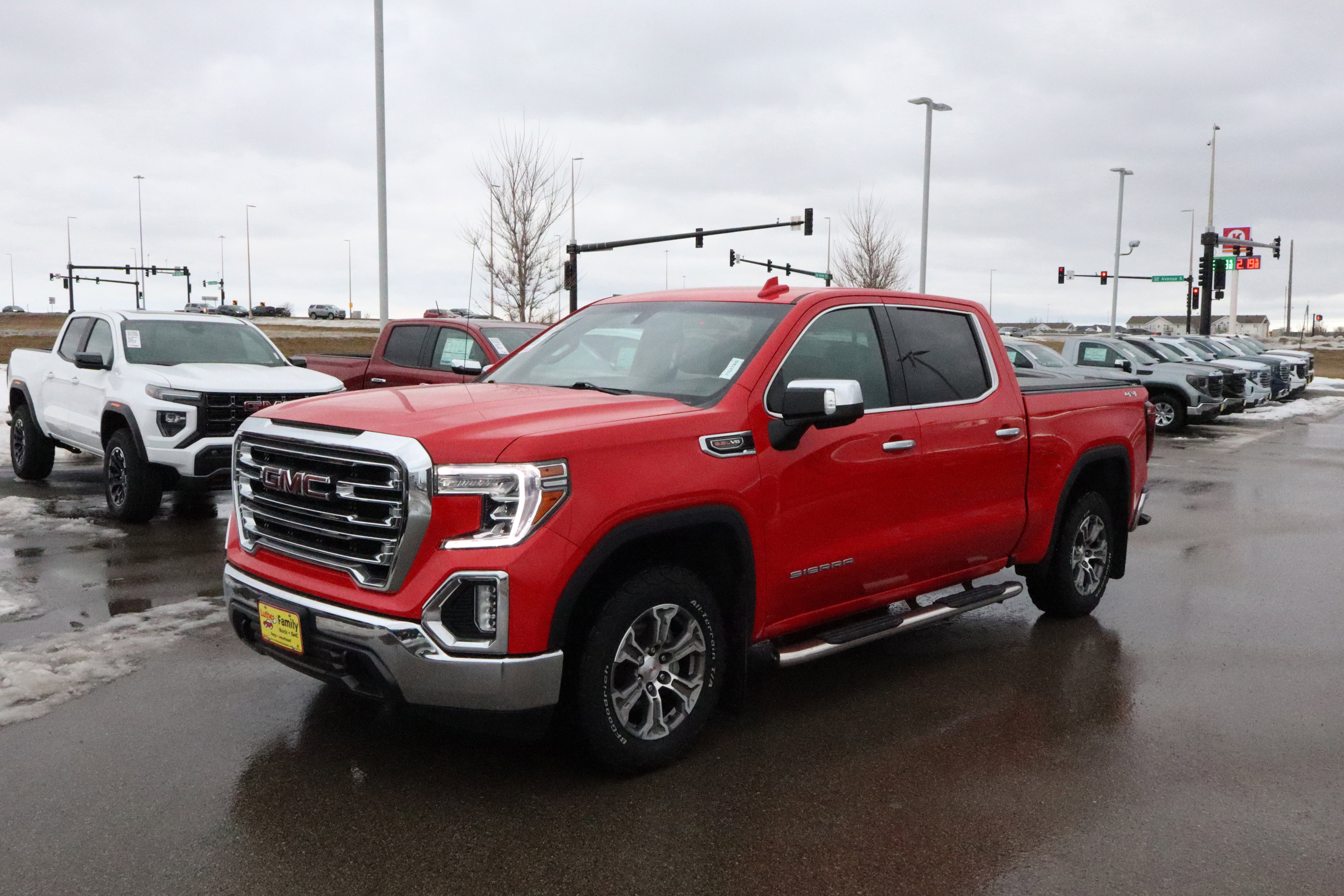 Certified 2021 GMC Sierra 1500 SLT w/ SLT Convenience Package image 3
