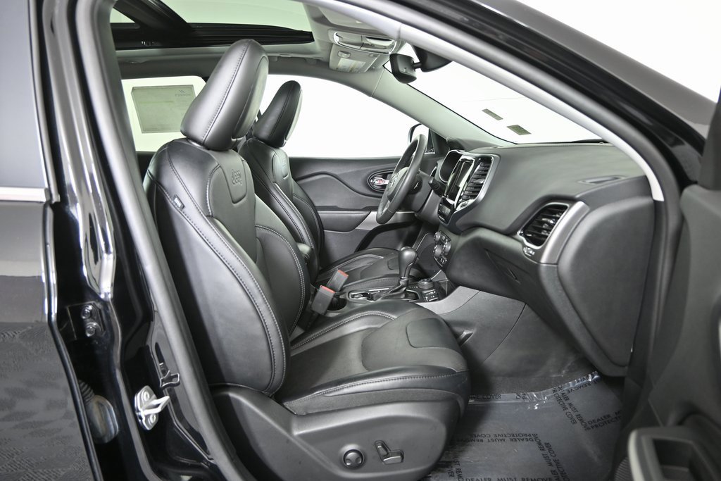 Used 2022 Jeep Cherokee Limited image 13