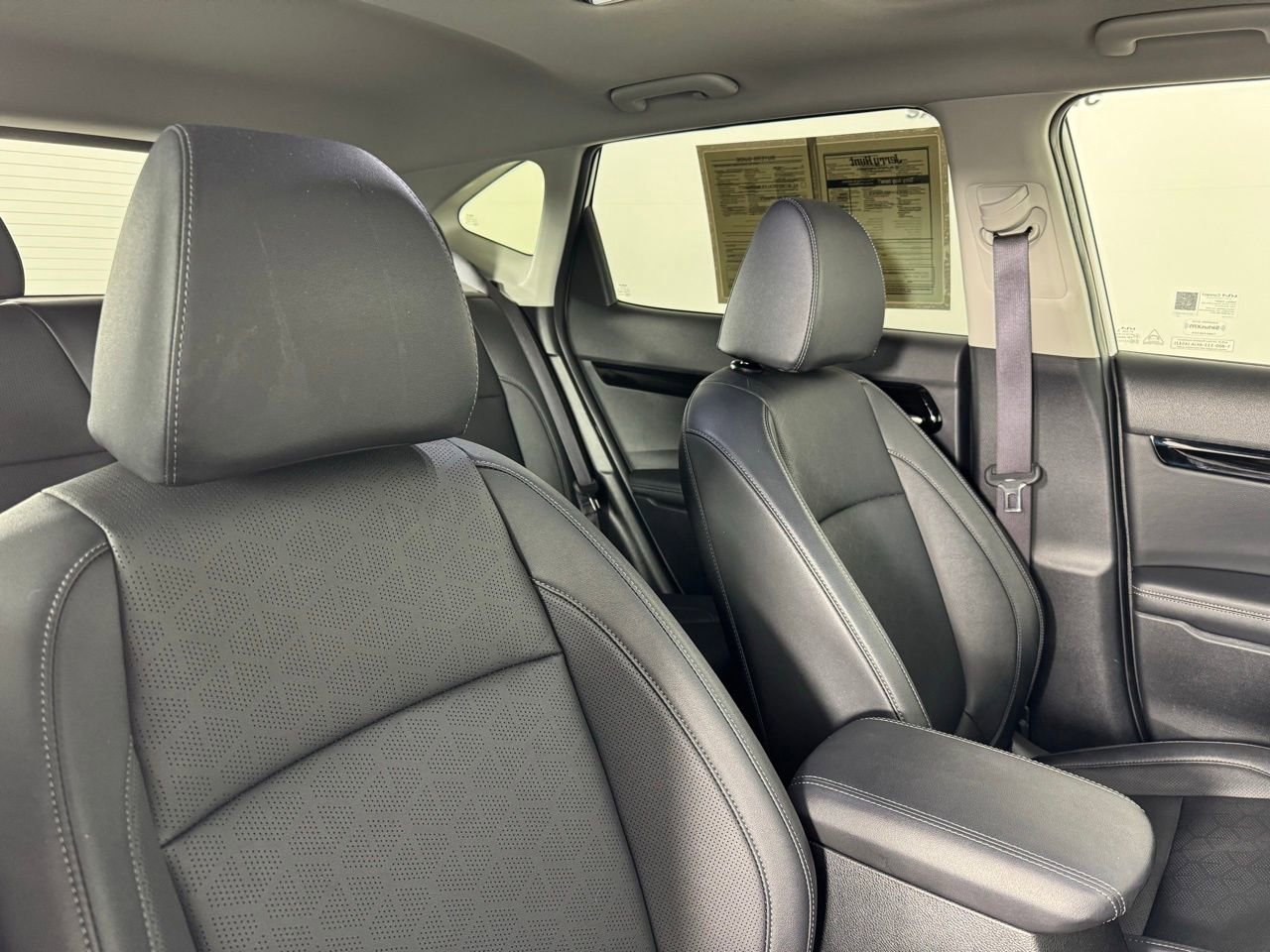 Used 2025 Kia Seltos EX w/ EX Sunroof Package image 40