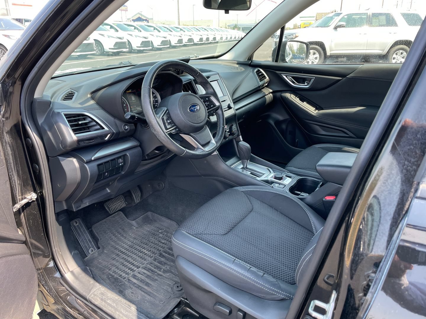 Used 2019 Subaru Forester Premium AWD/4WD image 9