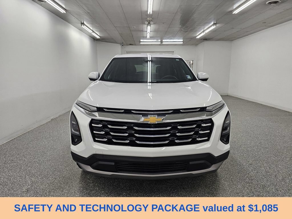 Used 2025 Chevrolet Equinox LT w/ Safety and Technology Package FWD image 2