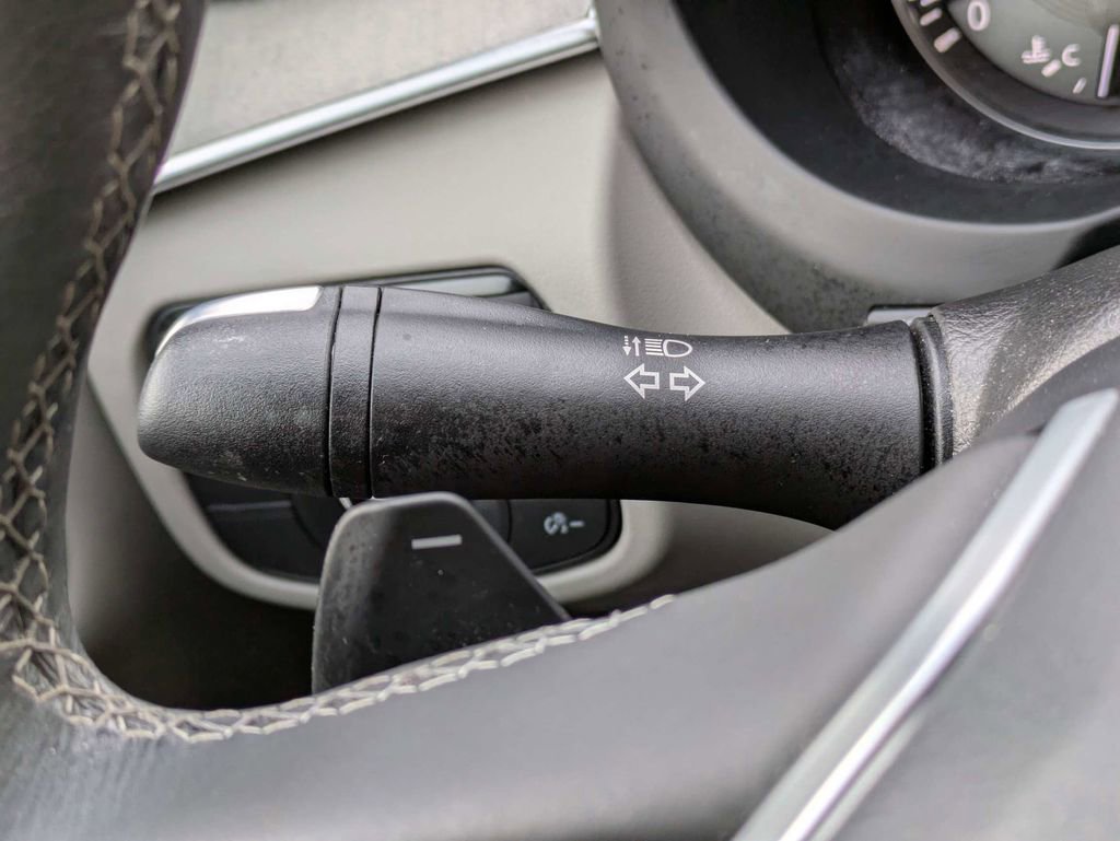 Used 2023 INFINITI QX50 Sensory image 35