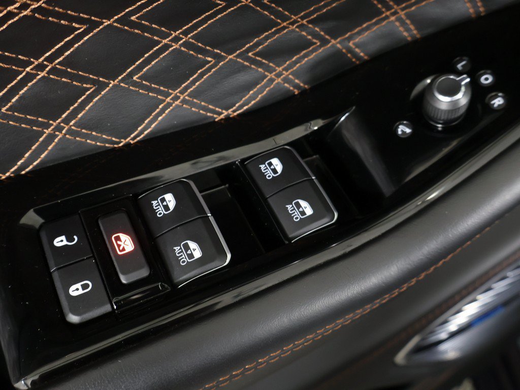 Used 2023 Jeep Grand Cherokee L Summit AWD/4WD image 51