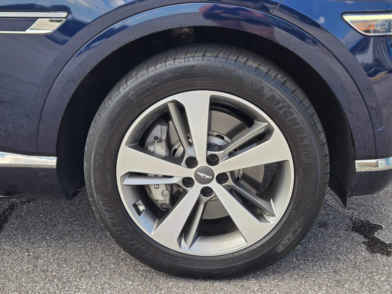 Used 2022 Genesis GV80 3.5T w/ Advanced Package 06 AWD/4WD image 4