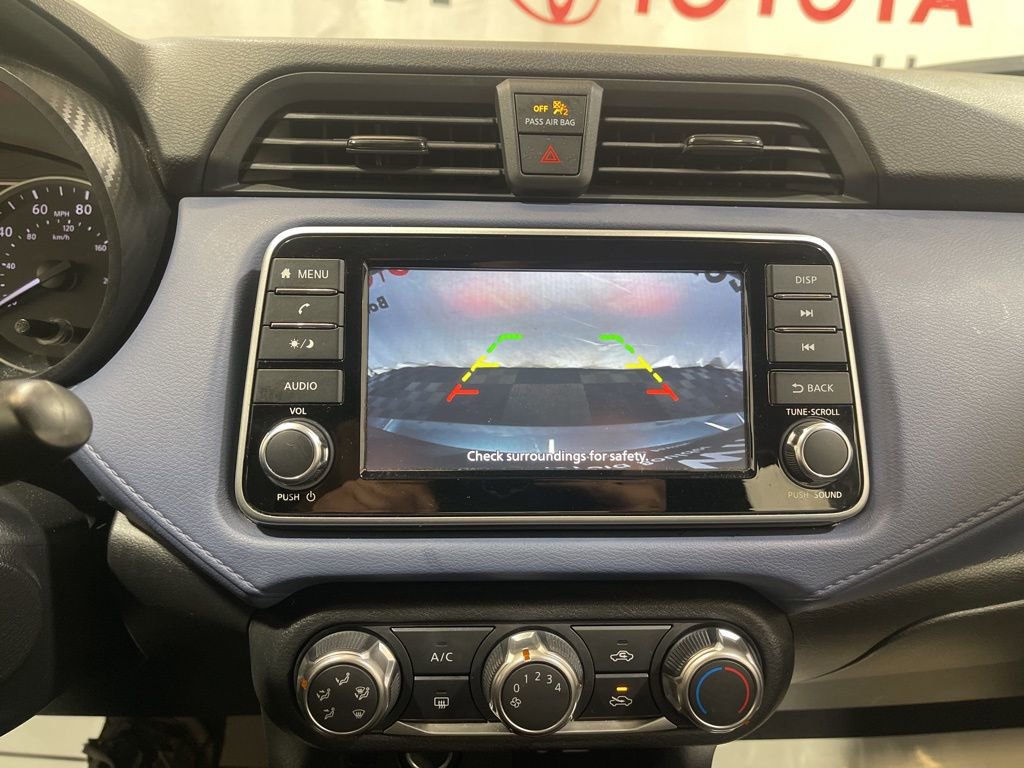 Used 2024 Nissan Versa SV FWD image 24