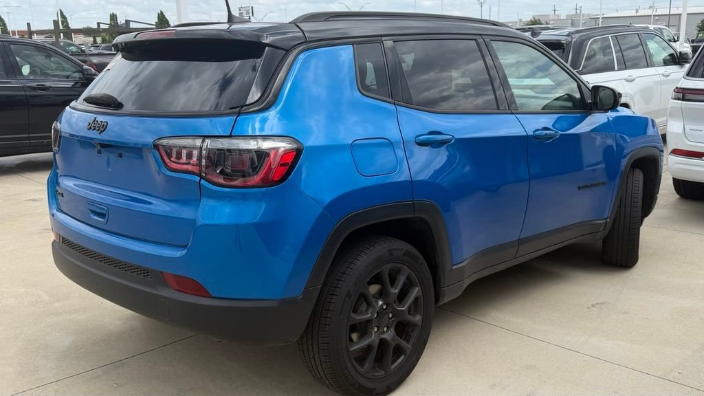Used 2023 Jeep Compass Latitude AWD/4WD image 5