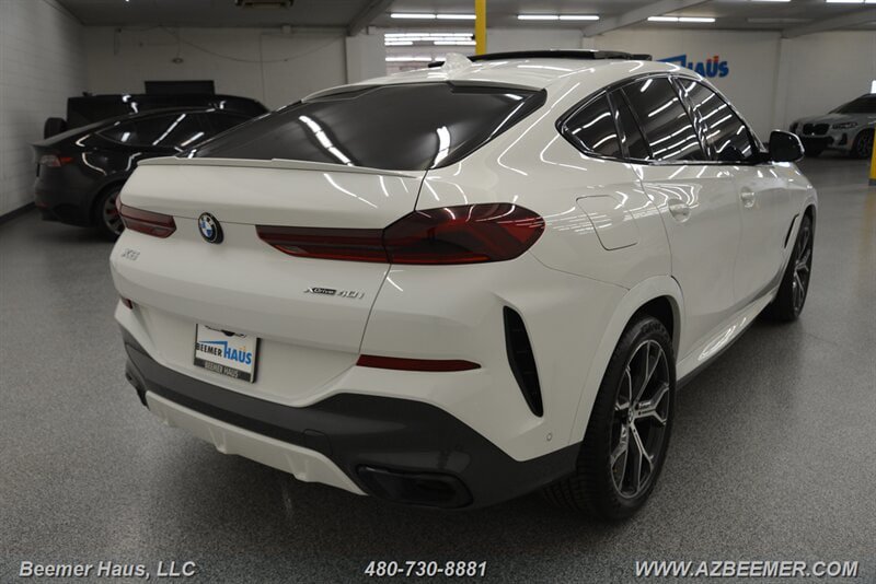 Used 2022 BMW X6 xDrive40i w/ M Sport Package AWD/4WD image 11