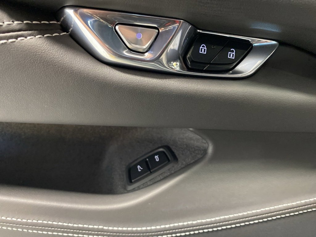 New 2025 Chevrolet Corvette E-Ray w/ Battery Protection Package image 14