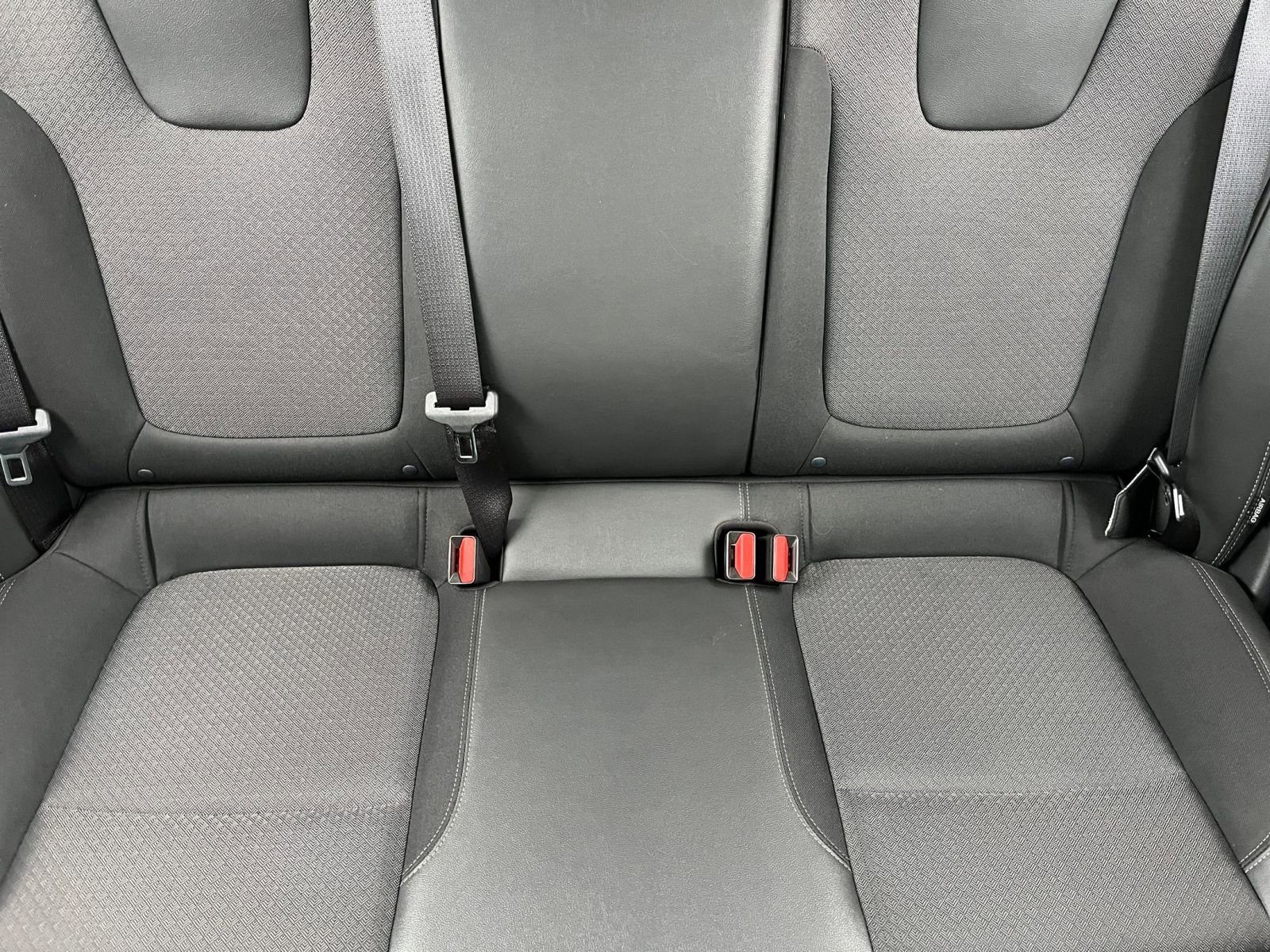 Used 2025 Buick Encore GX Preferred image 37