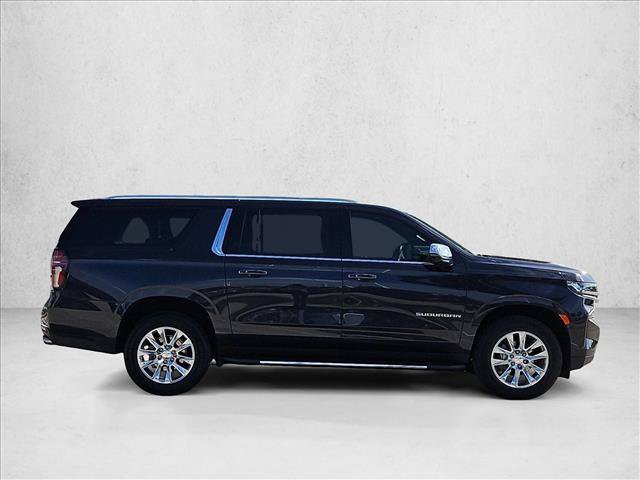 Used 2022 Chevrolet Suburban Premier RWD image 4