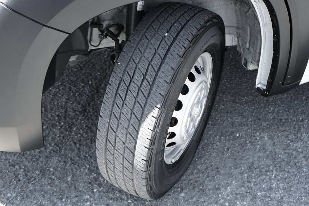 Used 2024 RAM ProMaster 2500 w/ Safety Group FWD image 41