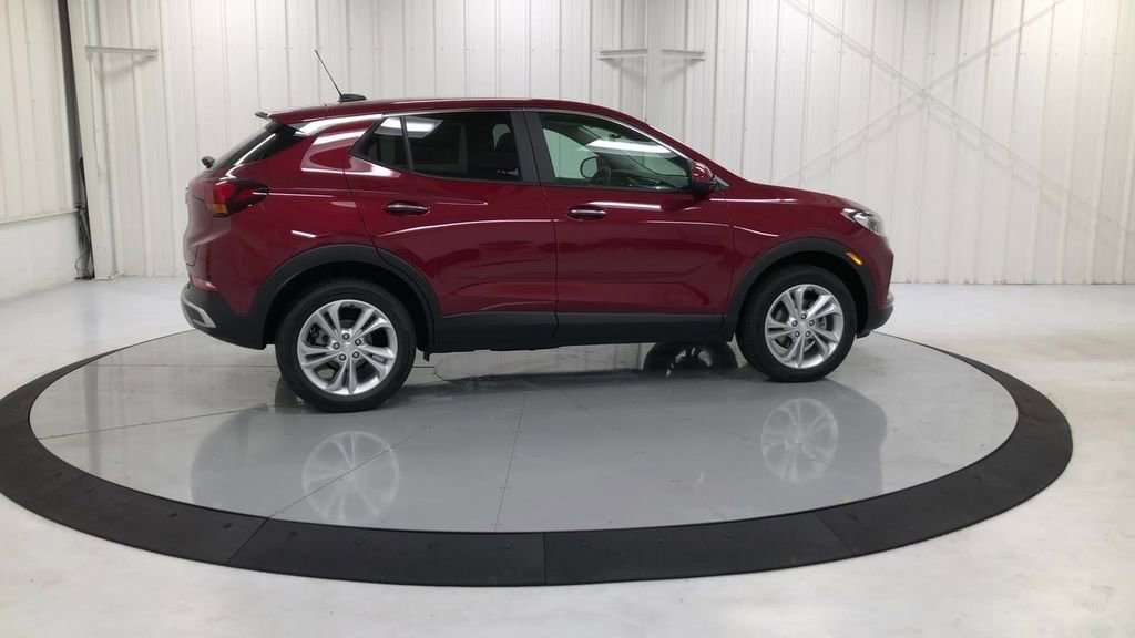Used 2020 Buick Encore GX Preferred AWD/4WD image 9