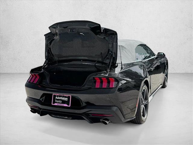 Used 2024 Ford Mustang Premium image 7