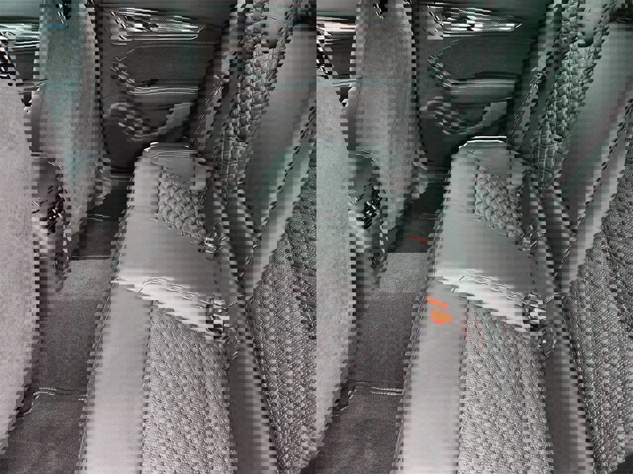 Used 2024 Cadillac CT5 V Blackwing w/ Driver Assist Package image 28