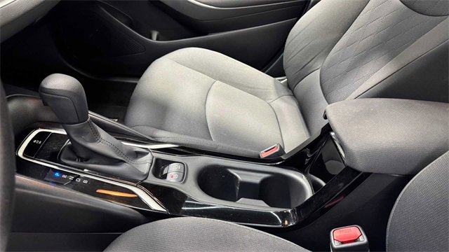 Used 2020 Toyota Corolla LE image 27