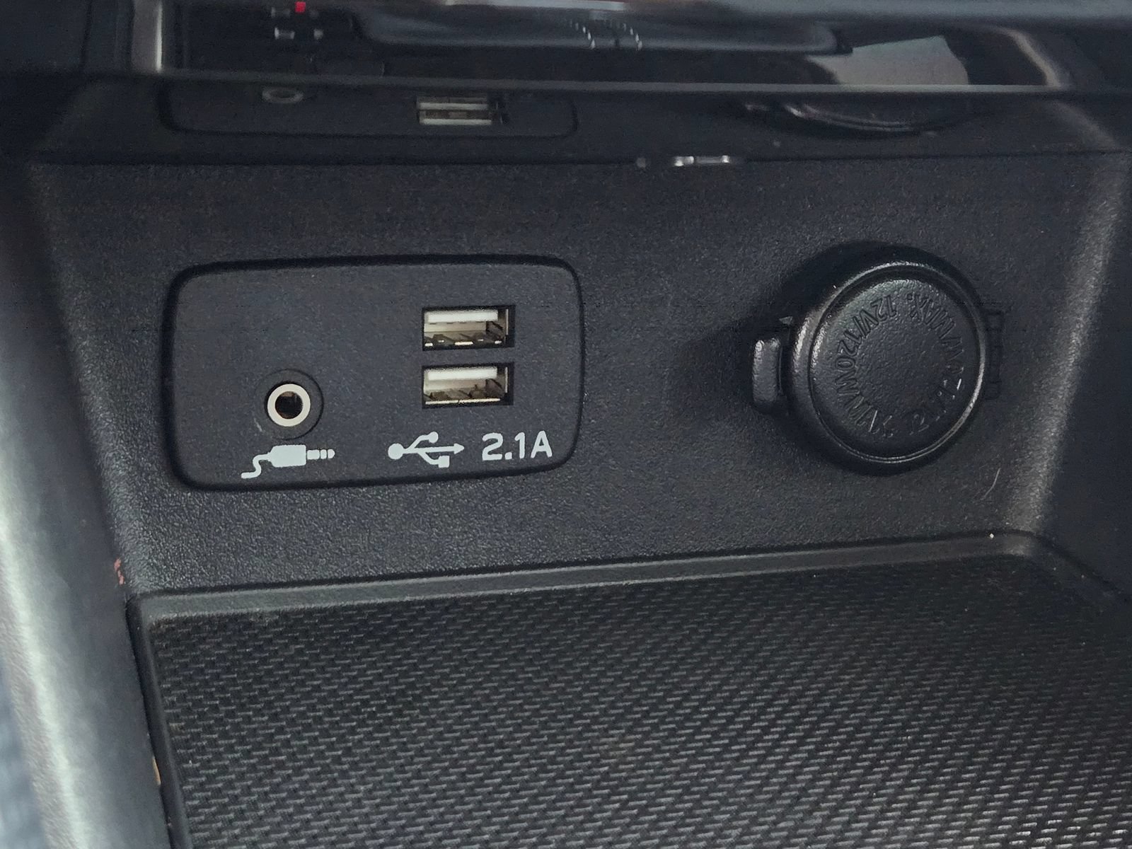 Used 2023 Subaru Forester Touring AWD/4WD image 19