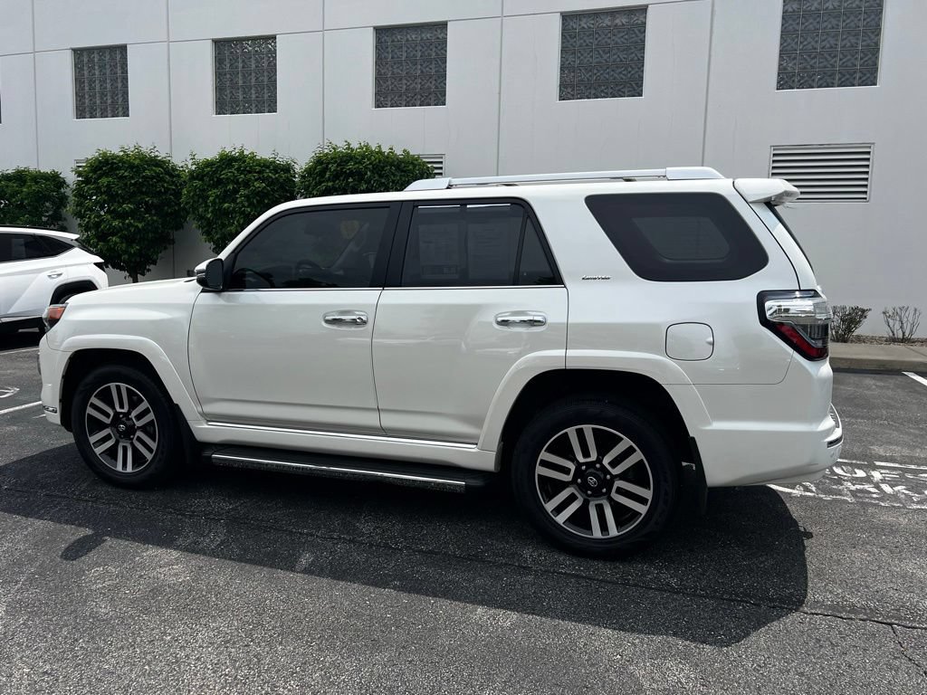 Used 2023 Toyota 4Runner Limited AWD/4WD image 5