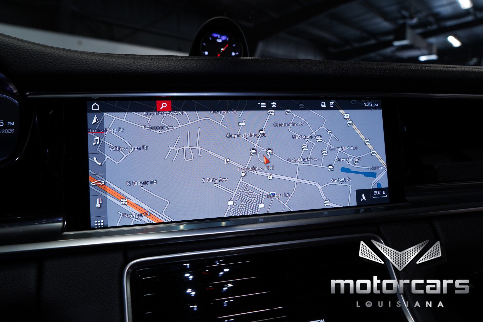 Used 2018 Porsche Panamera image 30