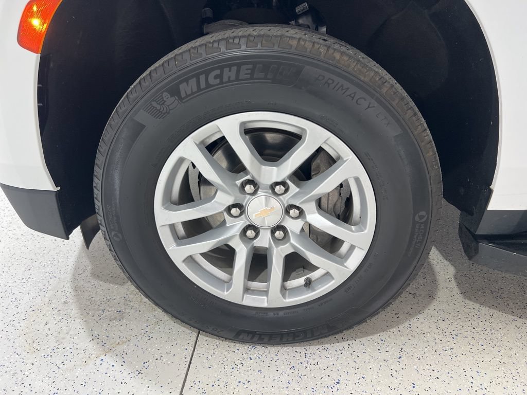 Used 2024 Chevrolet Tahoe LT AWD/4WD image 31