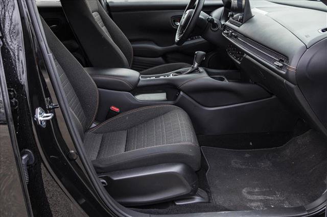 Used 2025 Honda HR-V Sport image 28
