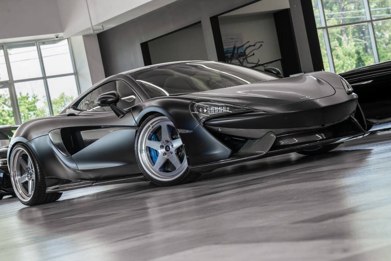 Used 2017 McLaren 570S RWD image 5