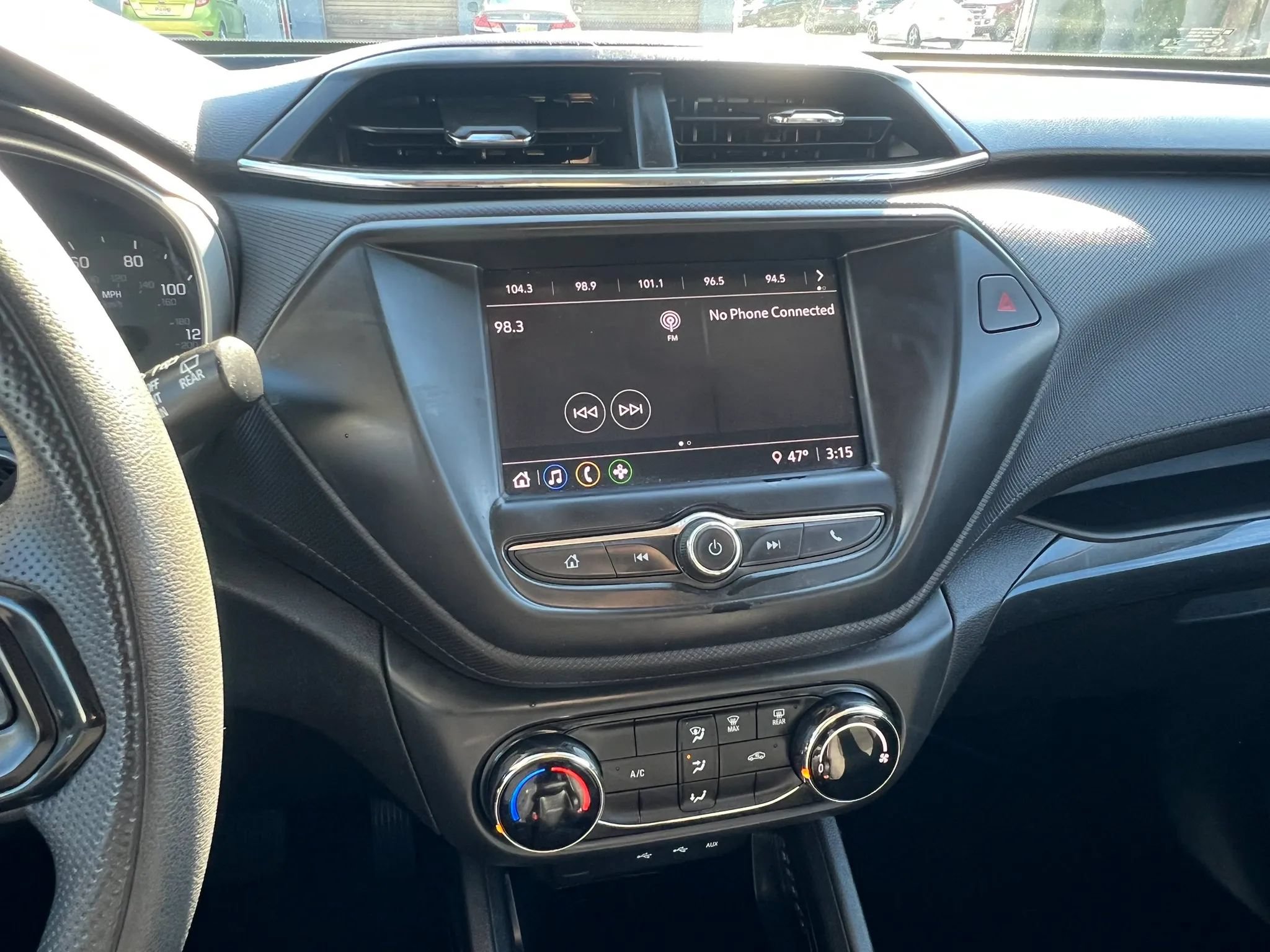 Used 2021 Chevrolet TrailBlazer LS FWD image 17