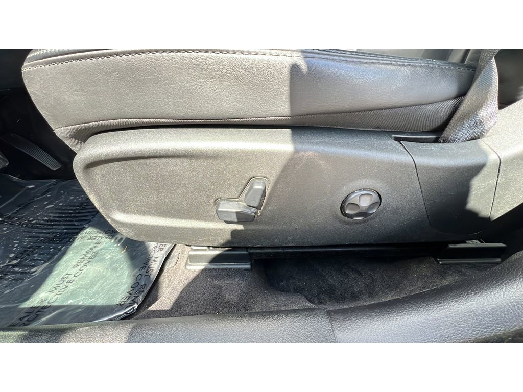 Used 2014 Chrysler 300 image 25