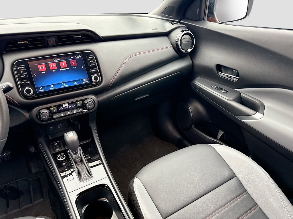 Used 2023 Nissan Kicks SR w/ SR Premium Package image 23