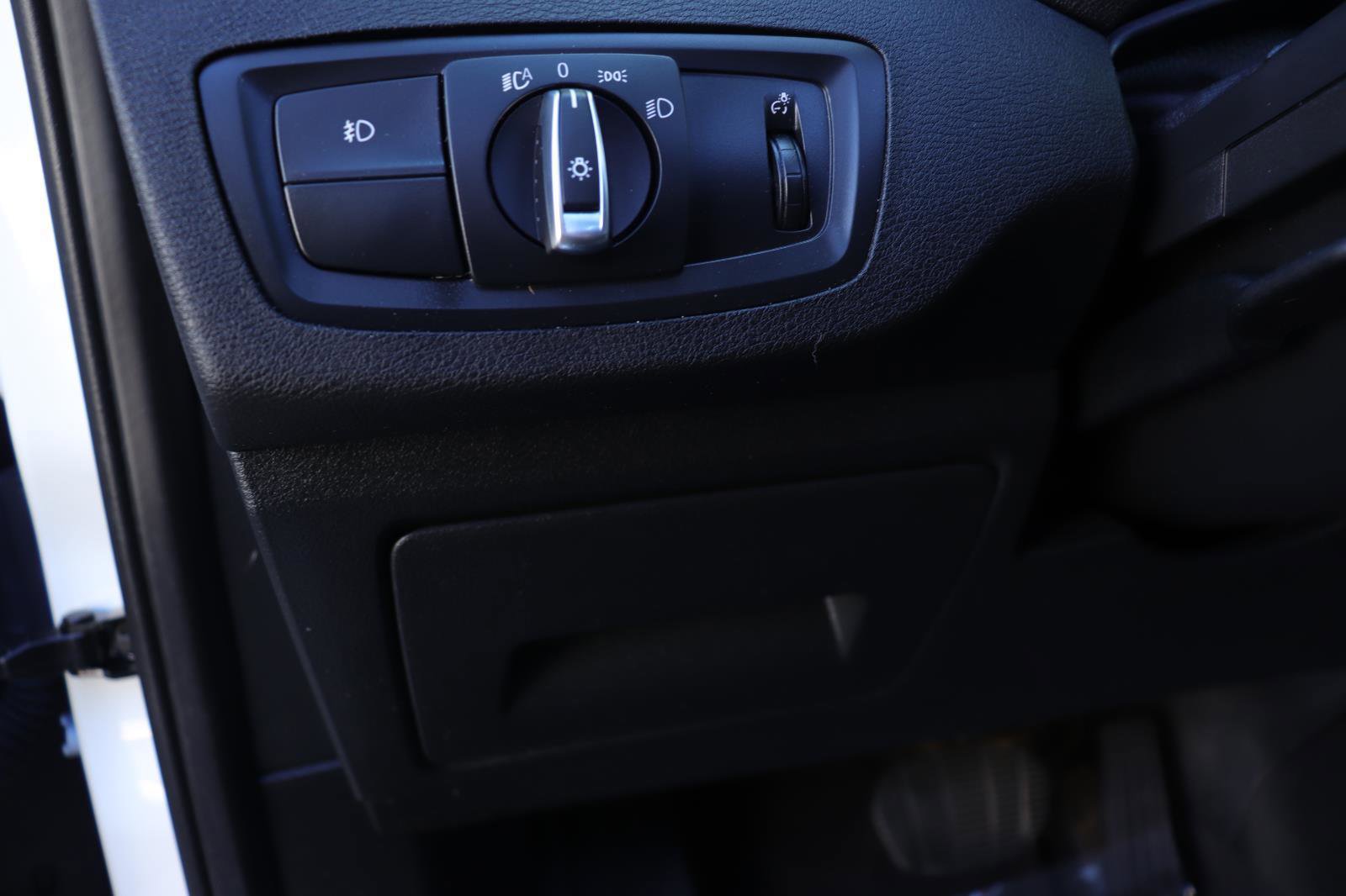 Used 2018 BMW X1 sDrive28i w/ Premium Package image 24