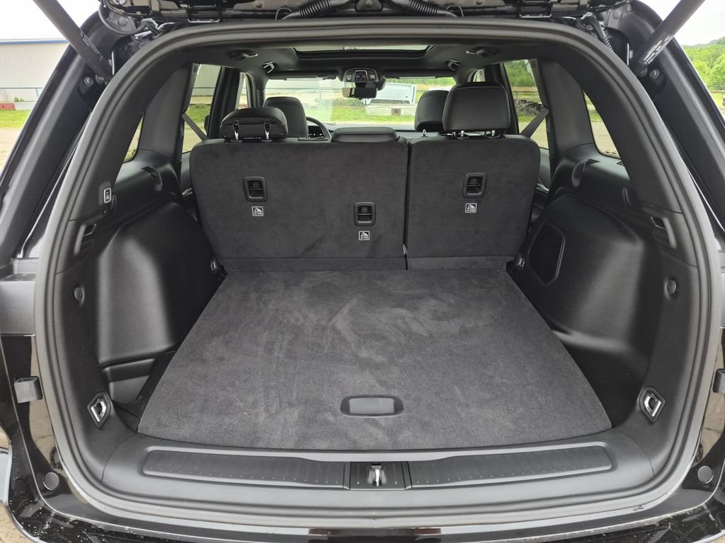 New 2026 Jeep Grand Cherokee Limited AWD/4WD image 8