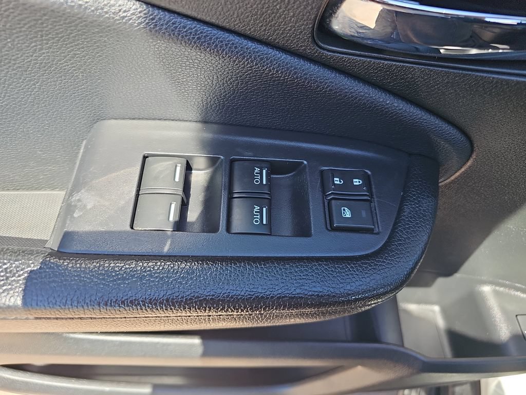 Used 2017 Honda Pilot Elite image 30