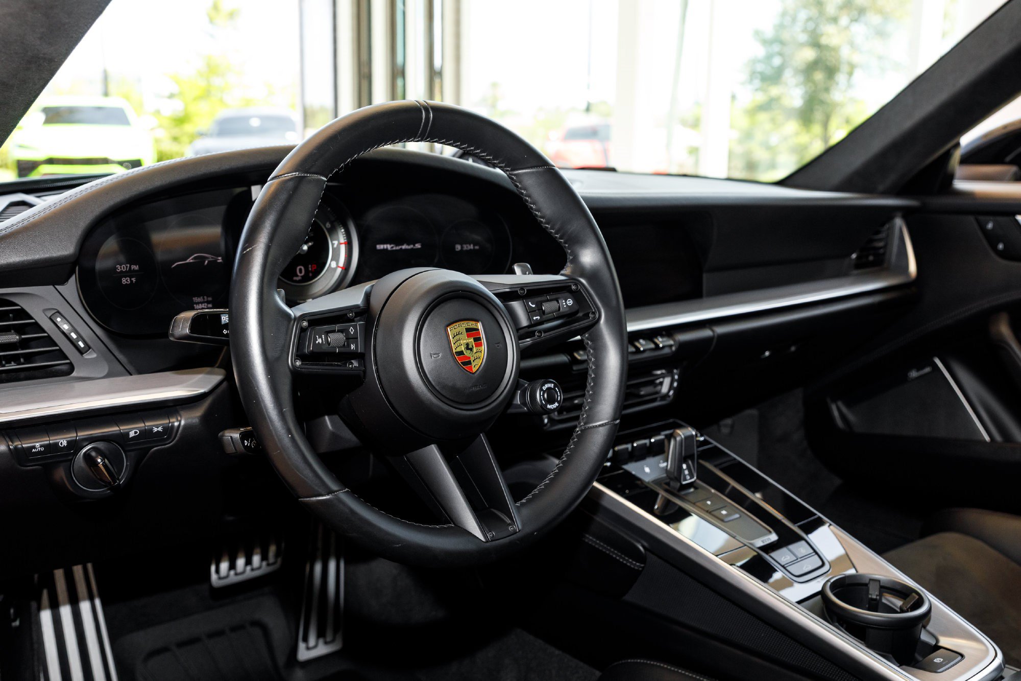 Used 2022 Porsche 911 Turbo S AWD/4WD image 9